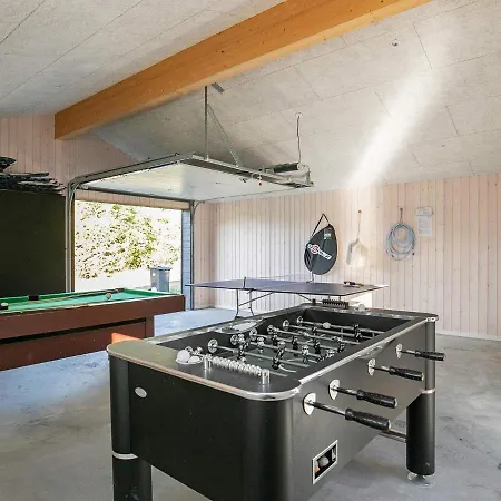 10 Person Holiday In S By Дом отдыха Себю
